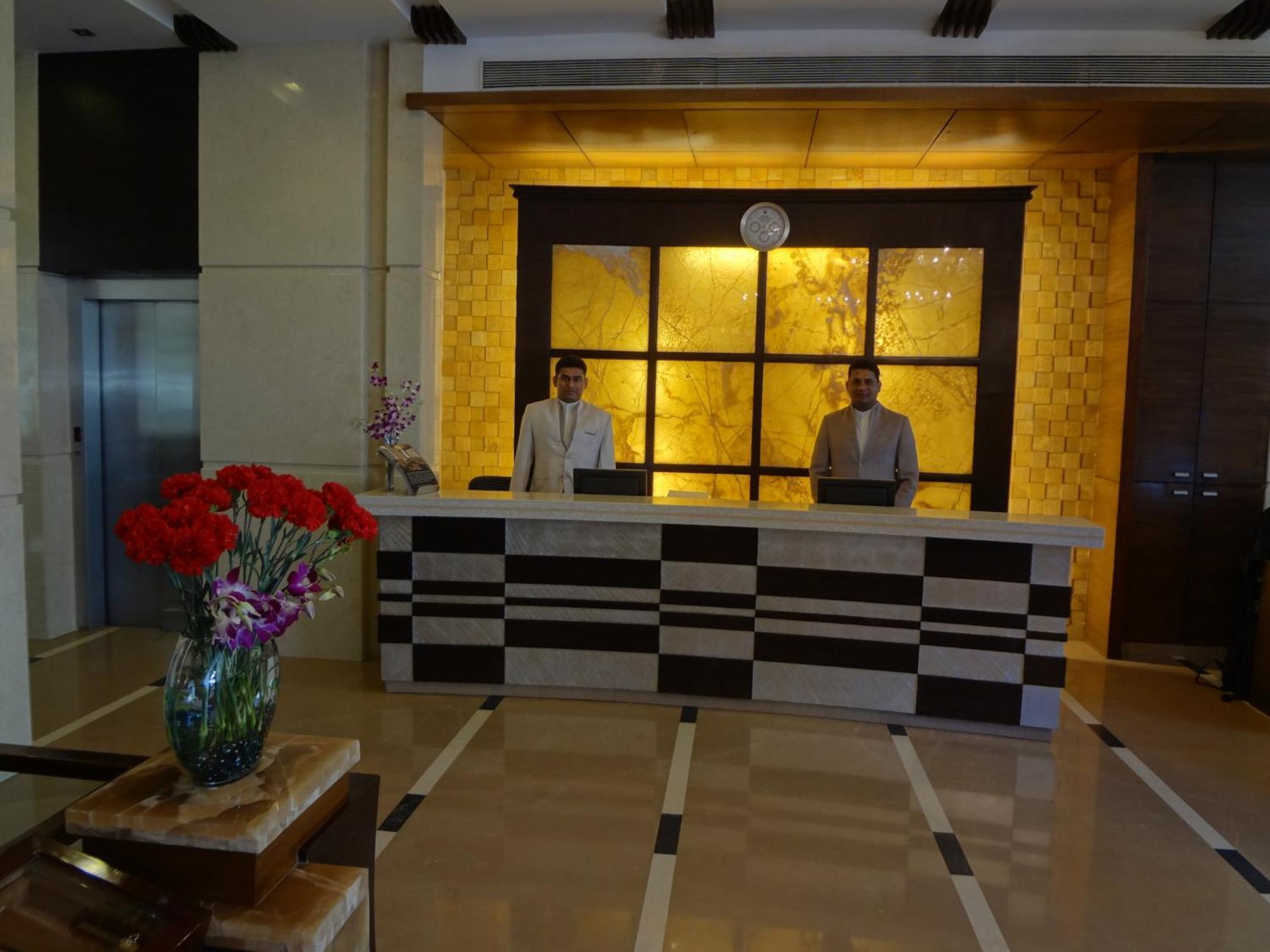 Grand Residency Hotel & Serviced Apartments Mumbai Exterior foto
