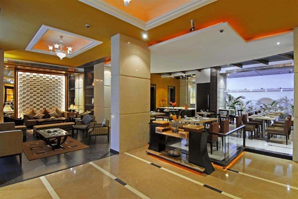 Grand Residency Hotel & Serviced Apartments Mumbai Exterior foto